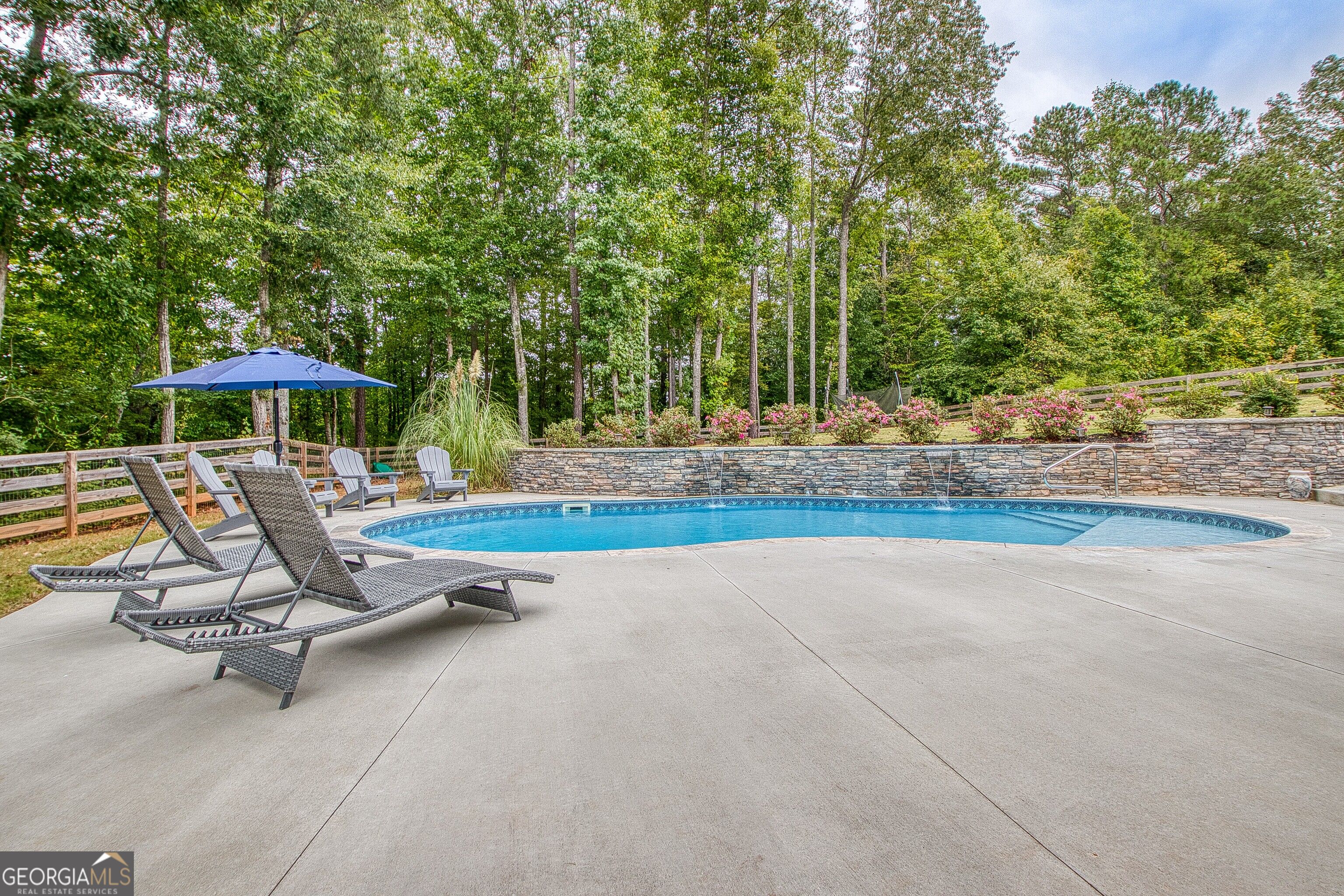150 Charleston Drive Property Photo 81