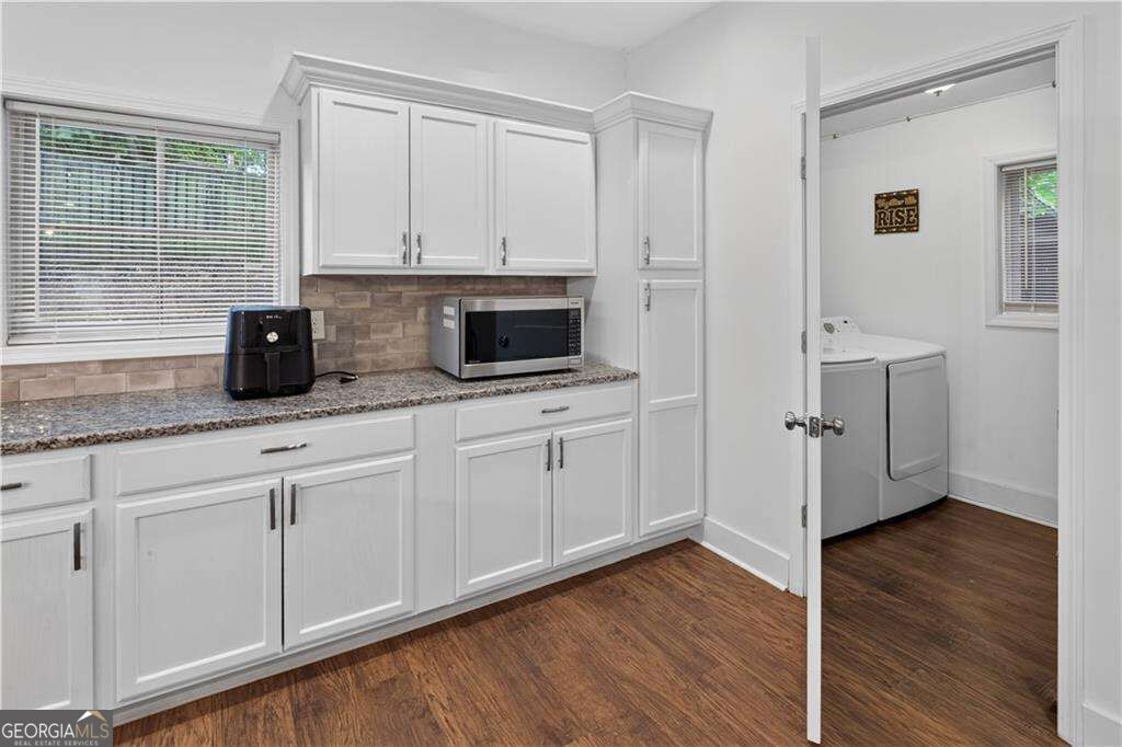 319 Lawton Street Sw Property Photo 6