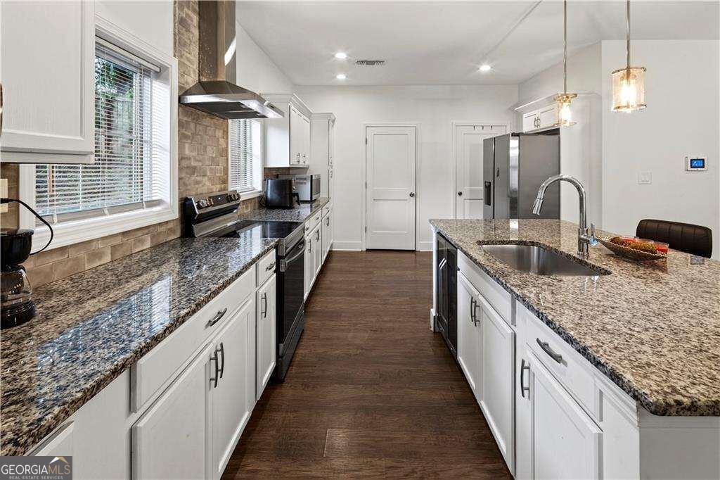 319 Lawton Street Sw Property Photo 7