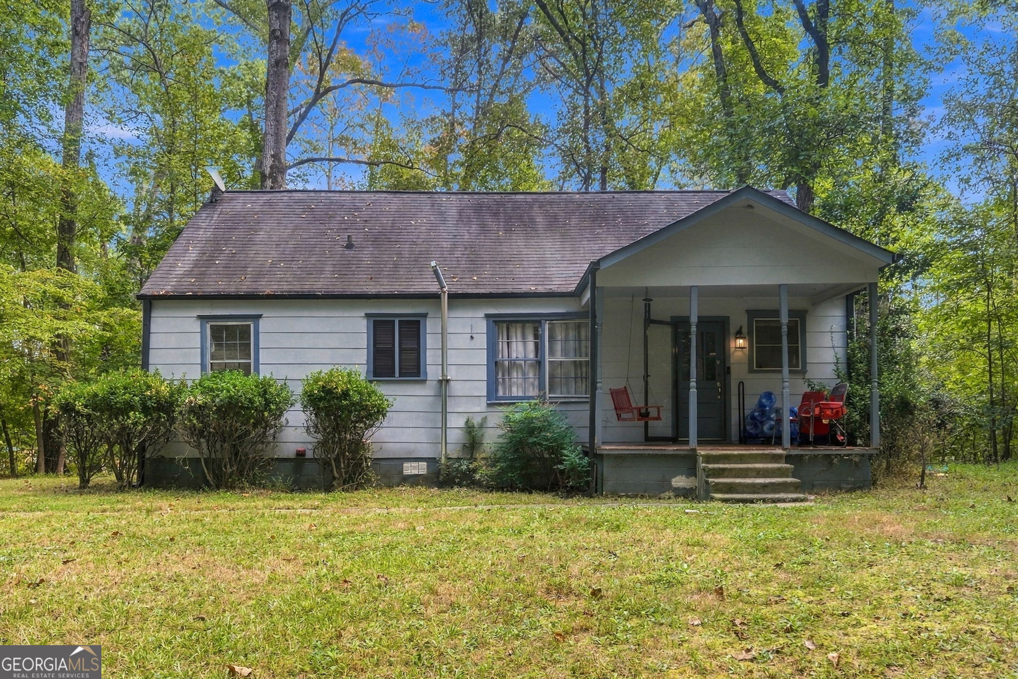 1580 Laird Road Property Photo 1