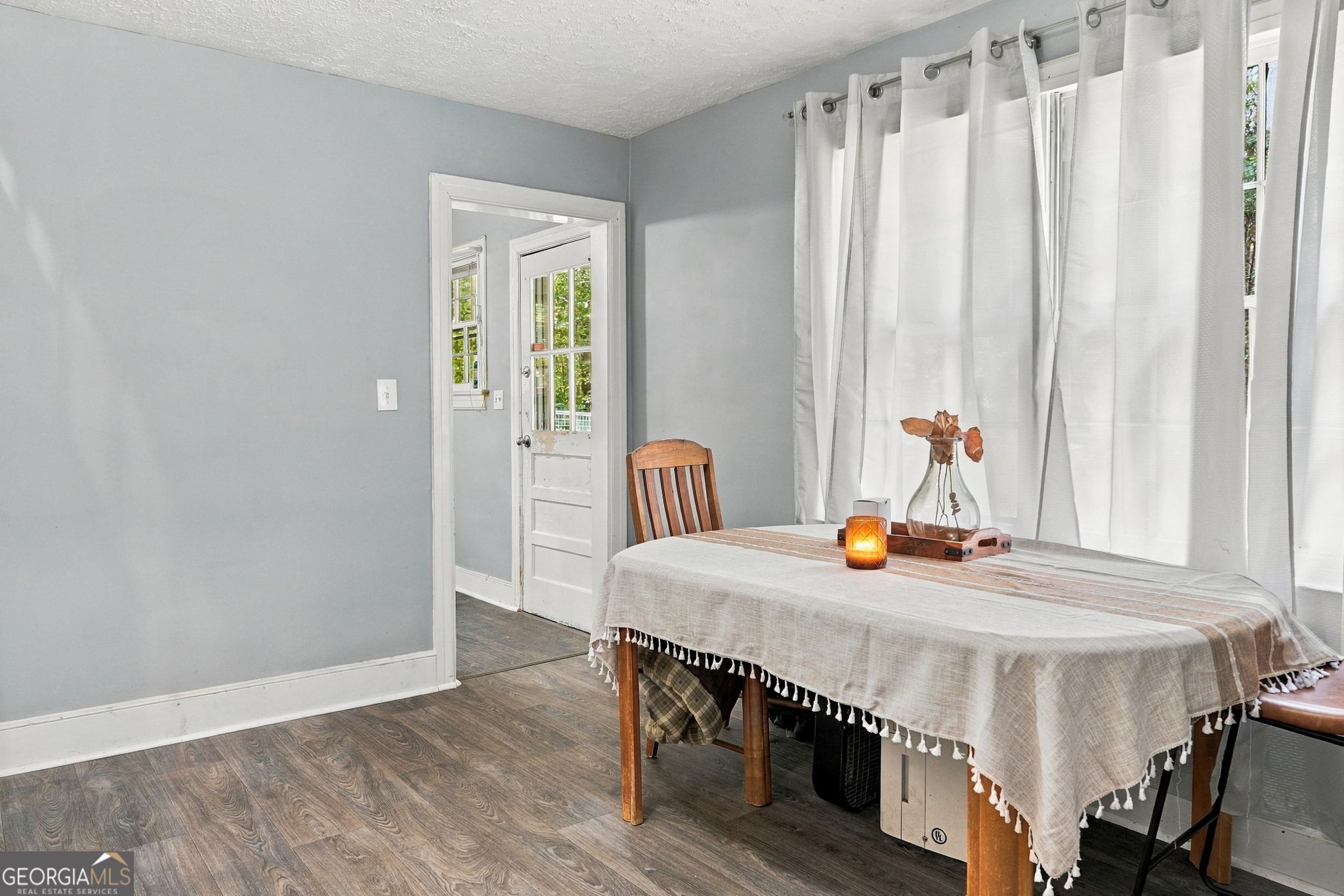 1580 Laird Road Property Photo 21