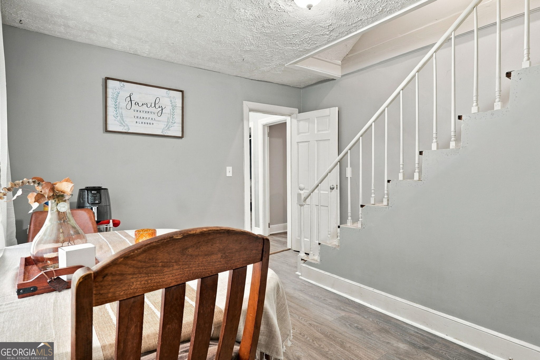 1580 Laird Road Property Photo 22