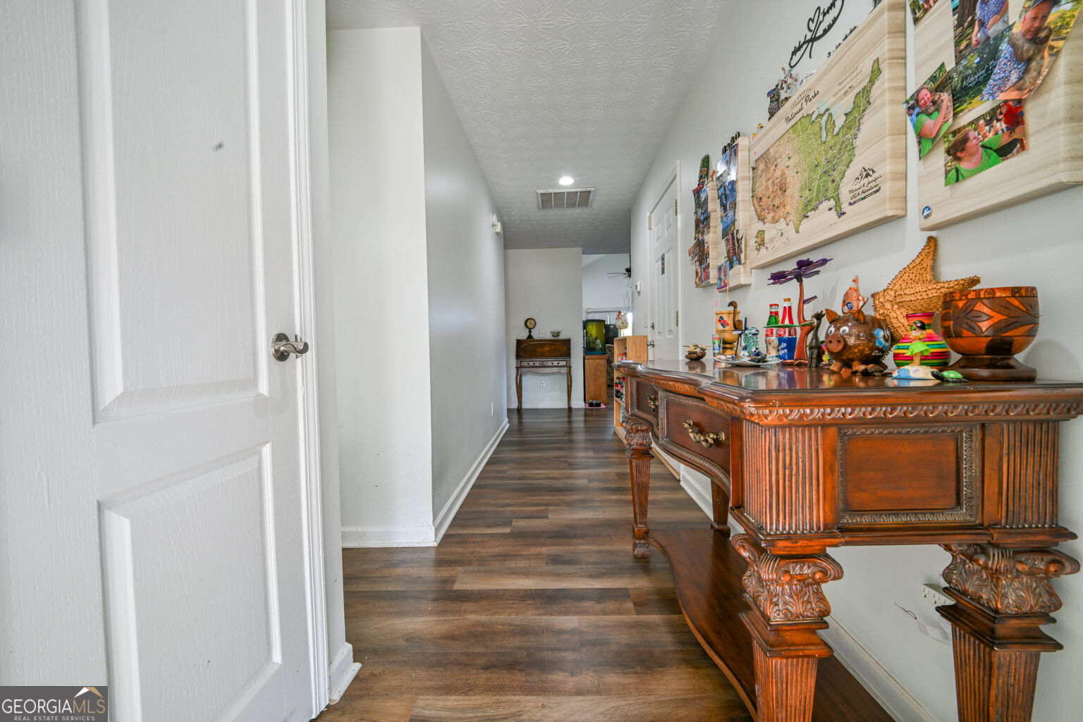 1167 Bell Circle Property Photo 5