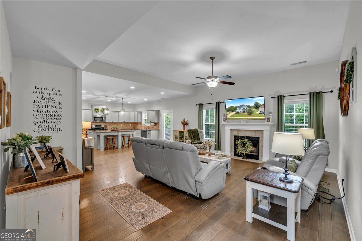 200 Brampton Way Property Photo 10
