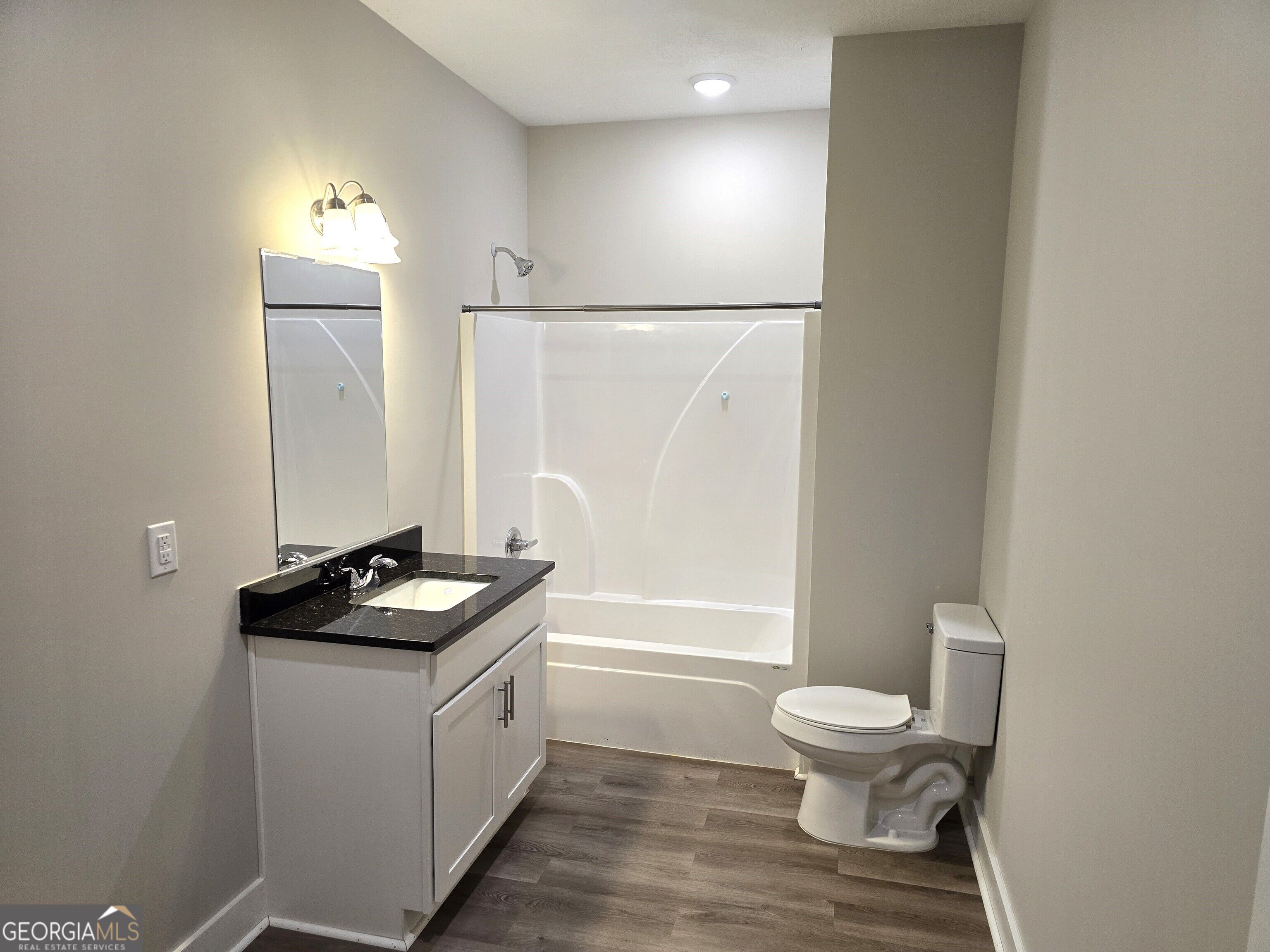 169 E Sheppard Street Property Photo 15