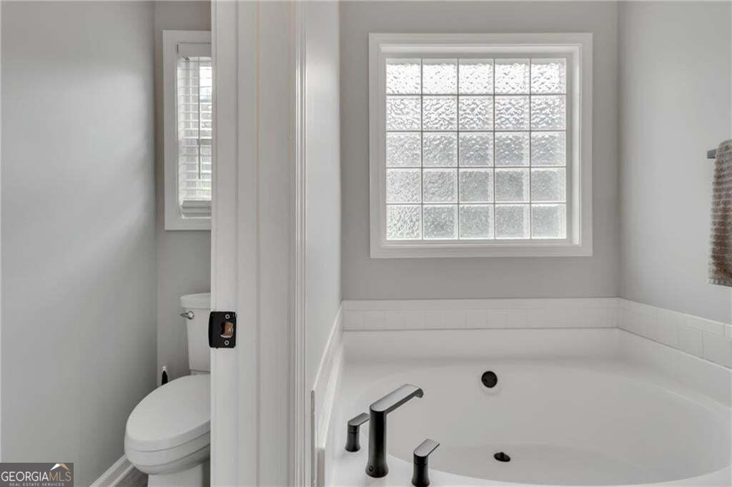 160 Perry Creek Drive Property Photo 28