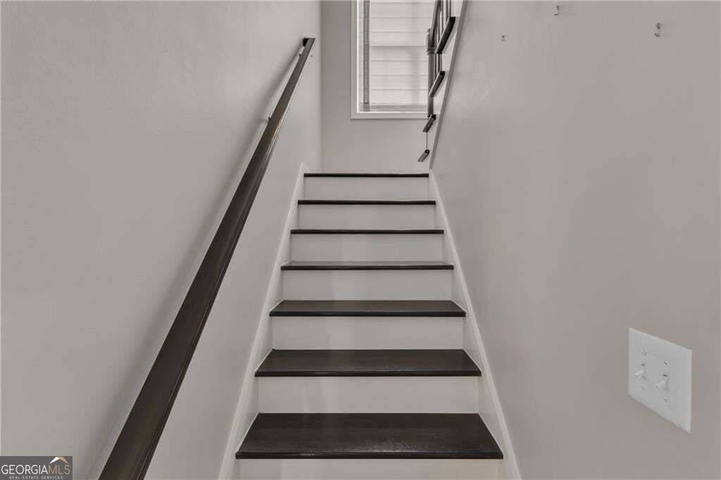 160 Perry Creek Drive Property Photo 33