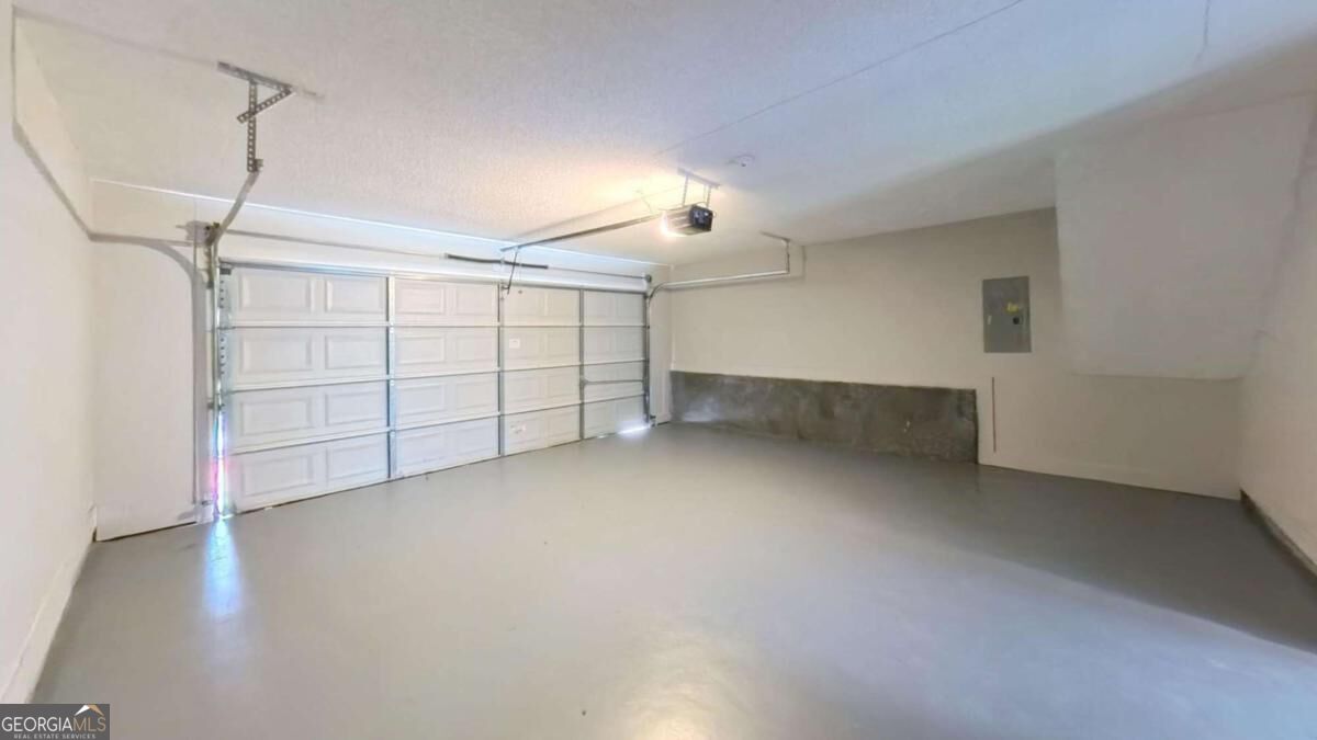 3328 Waggoner Place Property Photo 29