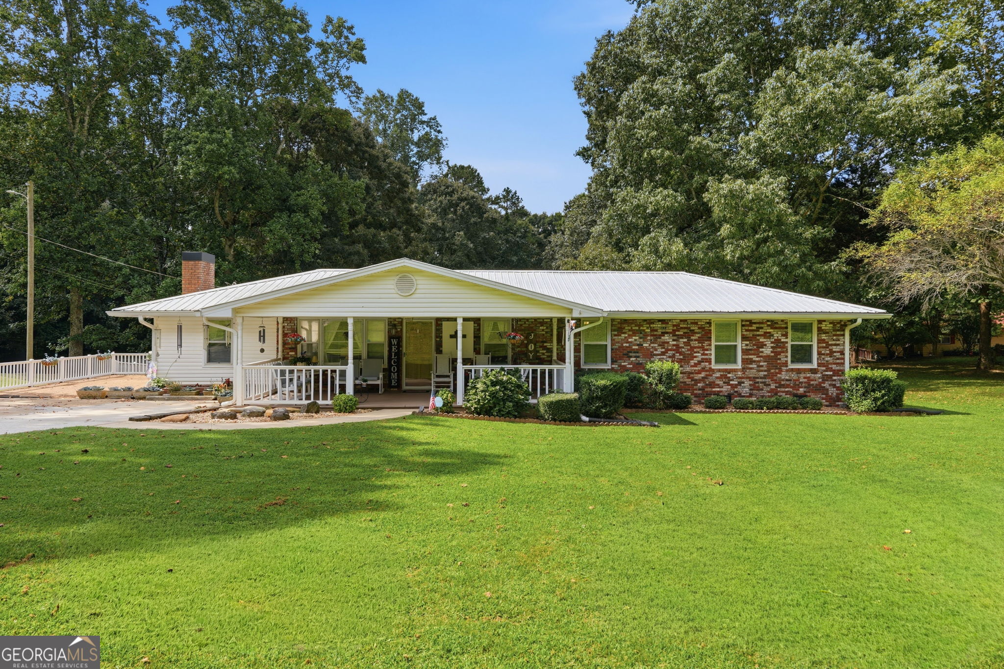 6757 Campground Road Property Photo 1