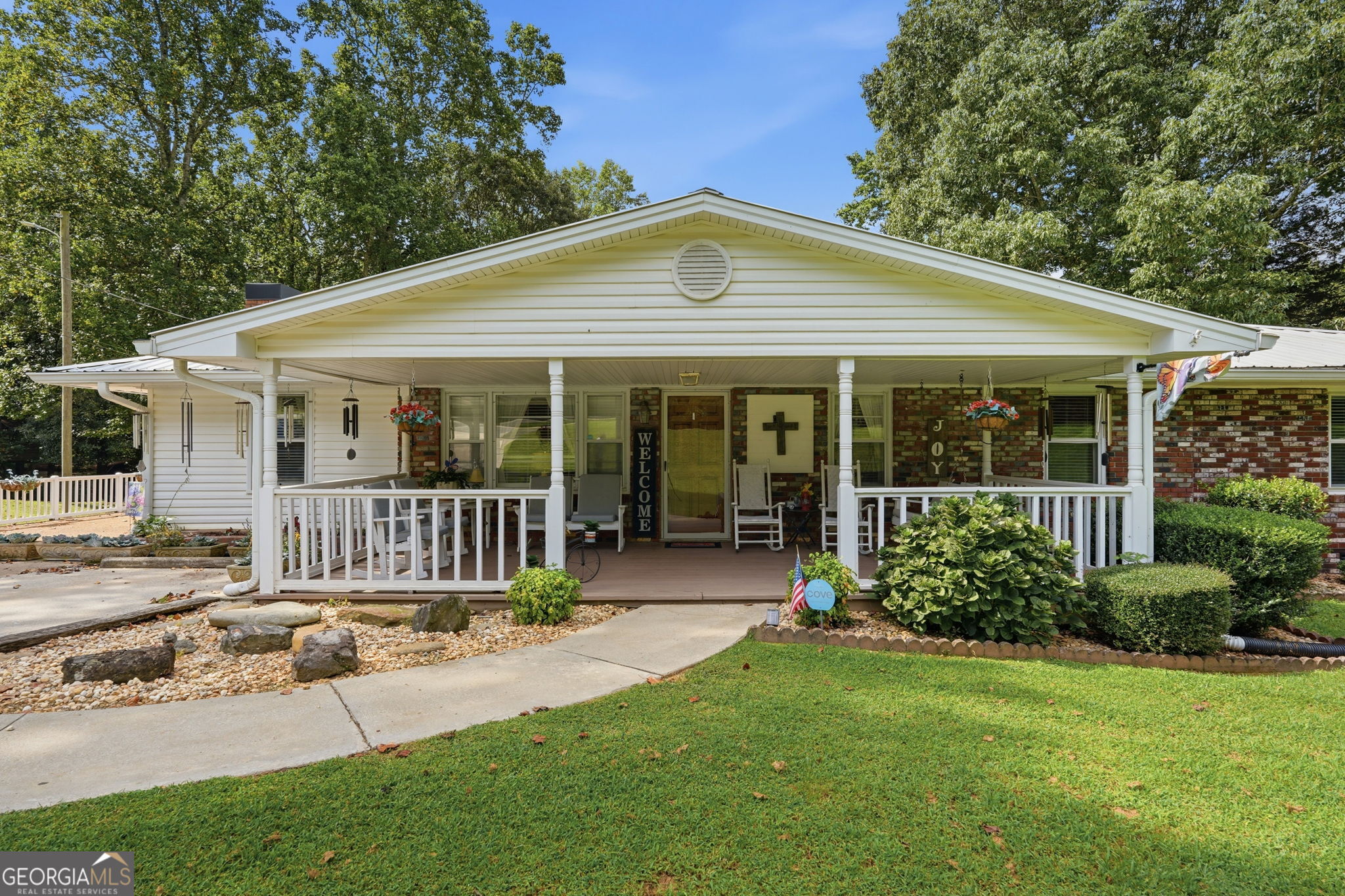 6757 Campground Road Property Photo 4