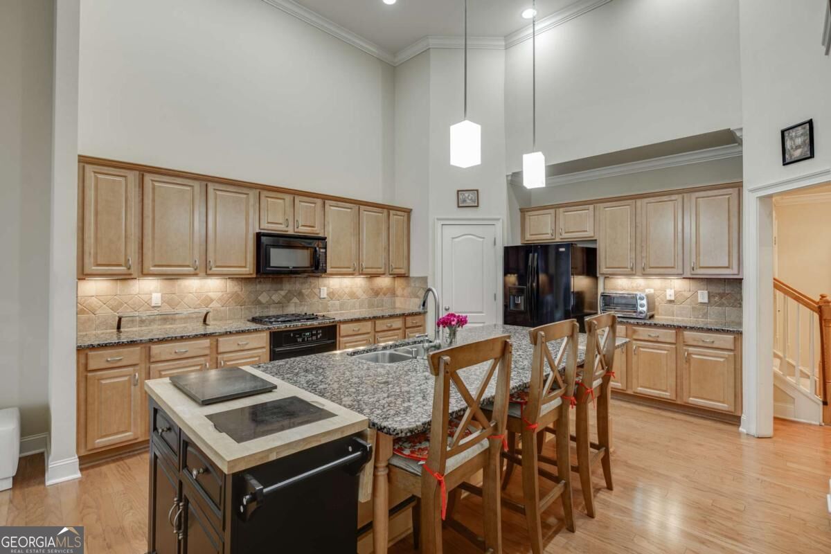 1560 Woodall Trace Property Photo 2
