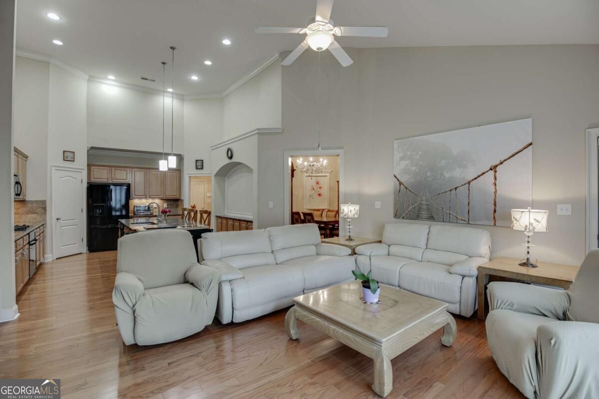 1560 Woodall Trace Property Photo 5
