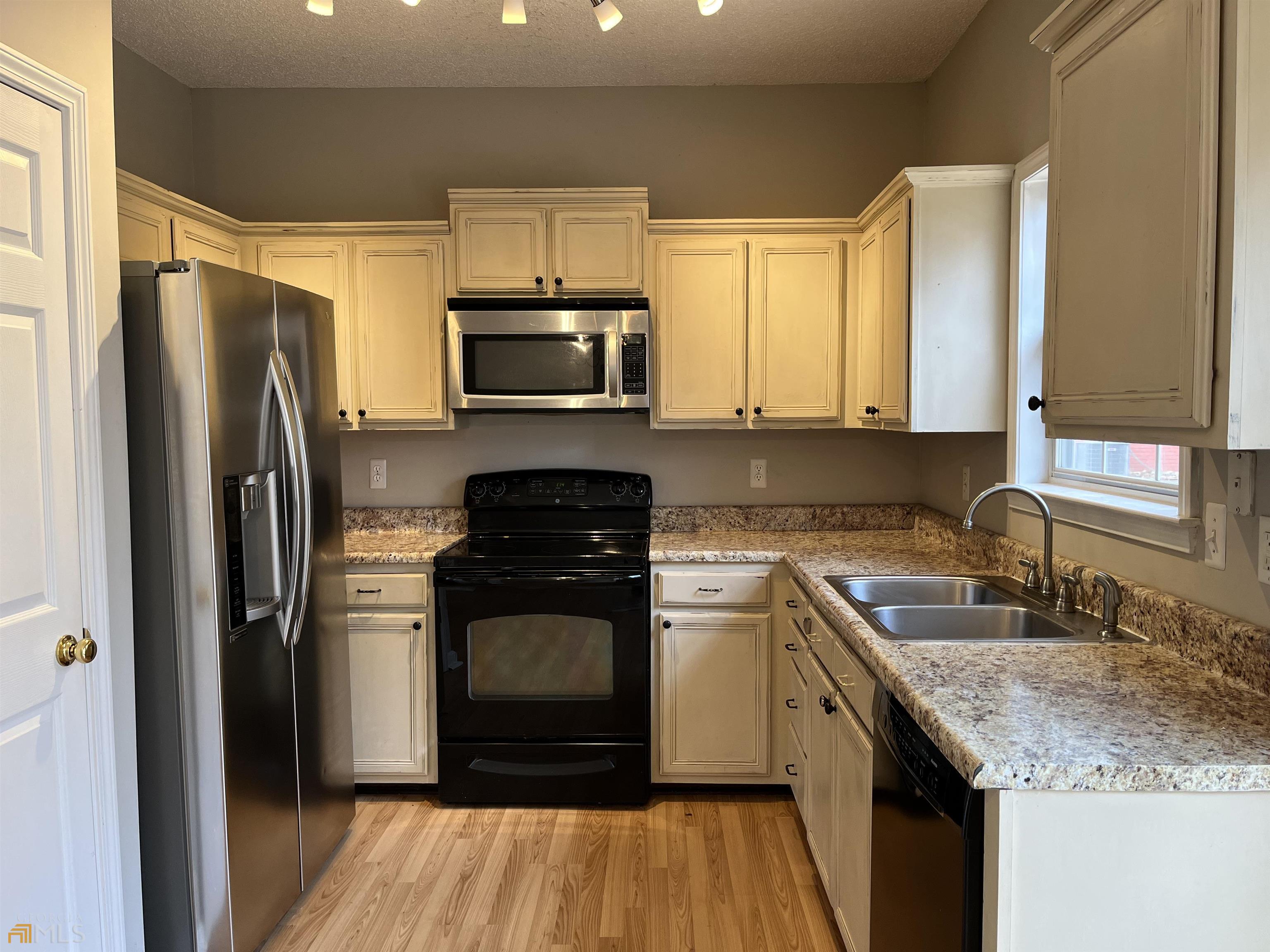 214 Piedmont Drive Property Photo 17