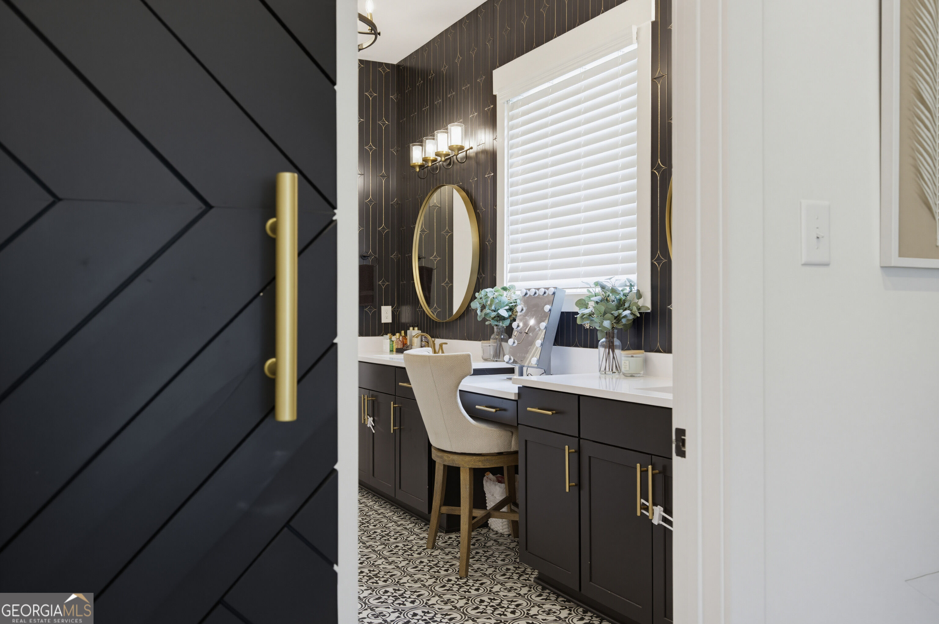 4990 Iris Street Property Photo 15