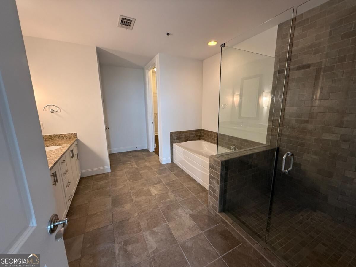 270 17th Street Nw # 2207 Property Photo 21