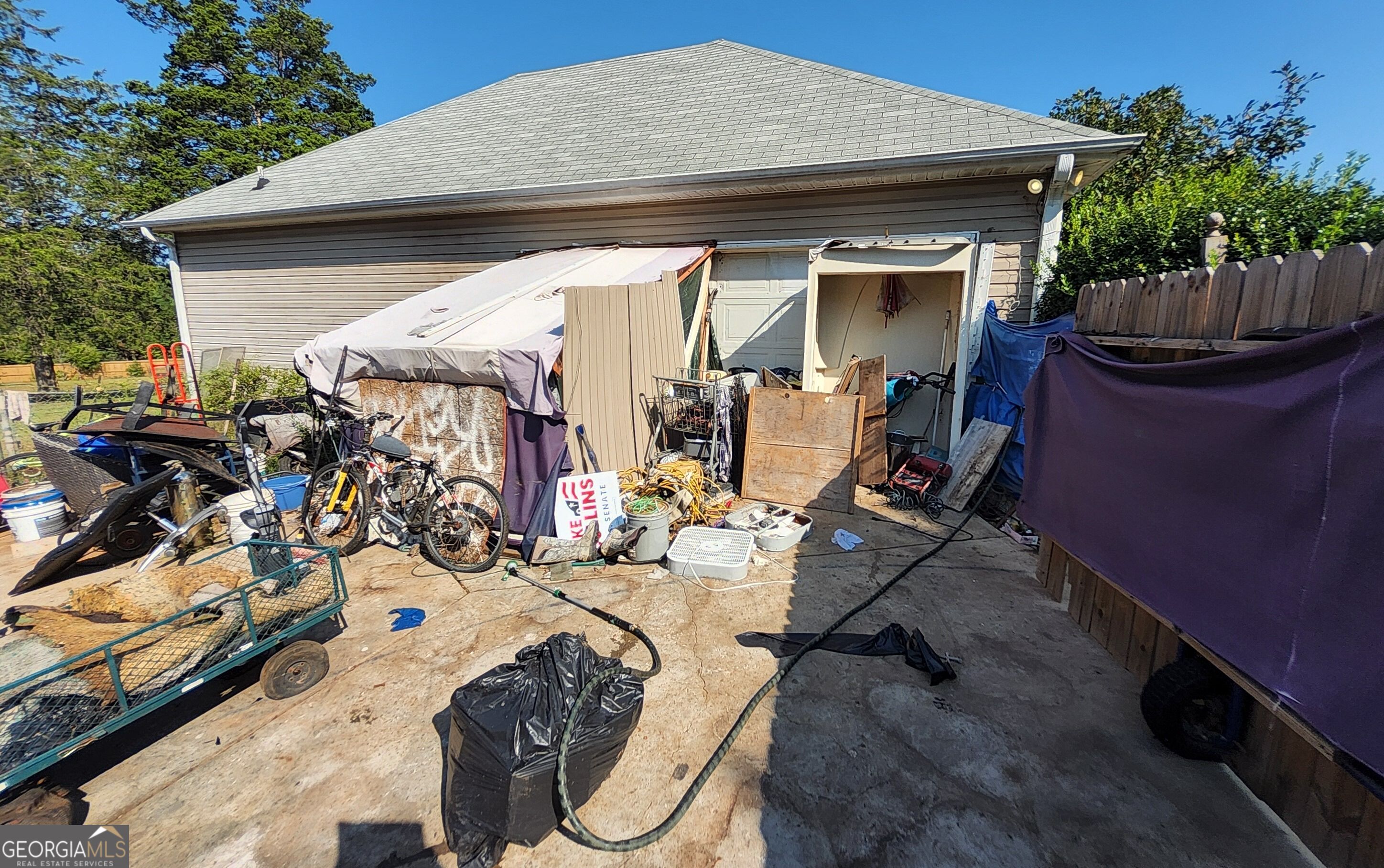 1853 Steele Road Property Photo 3