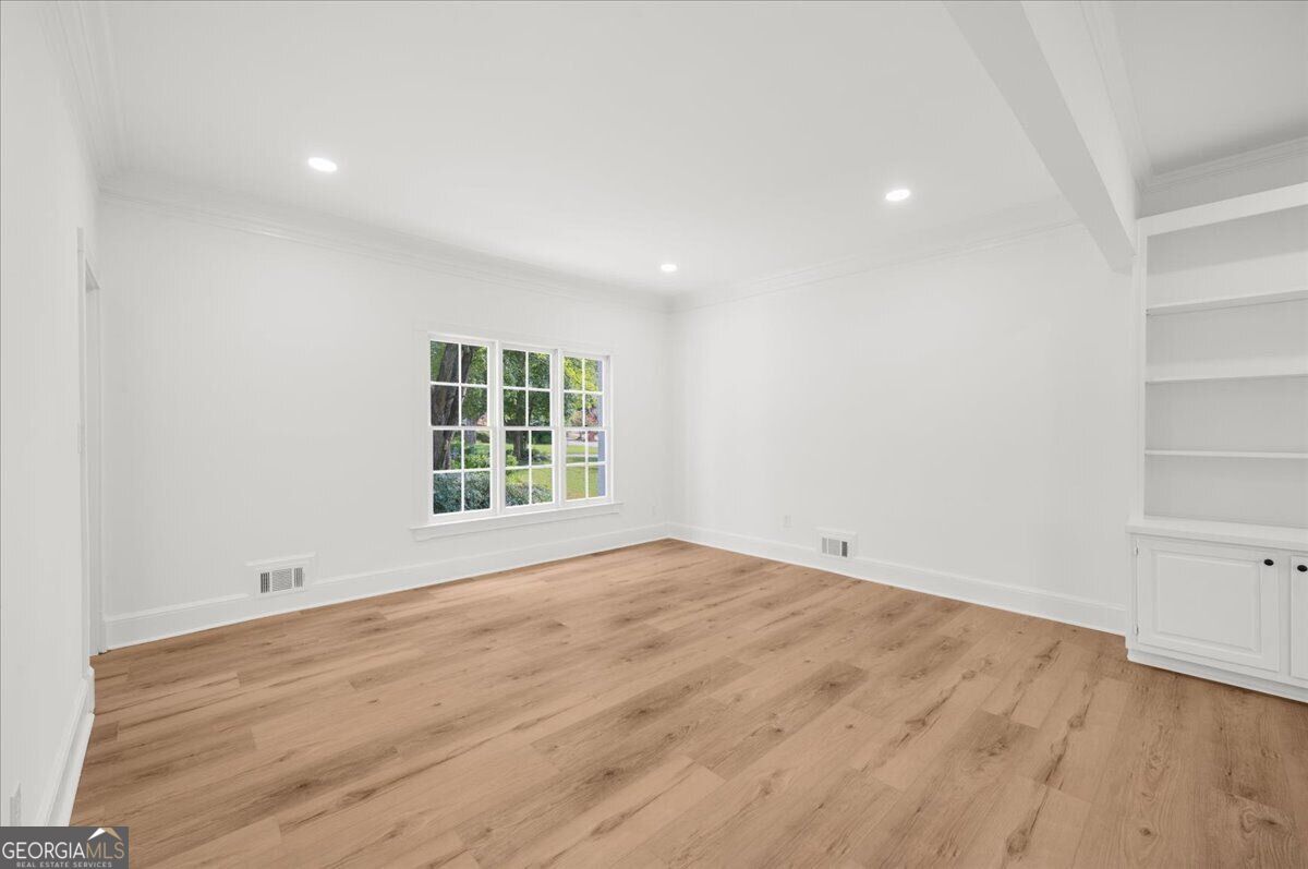 877 Jami Court Property Photo 25