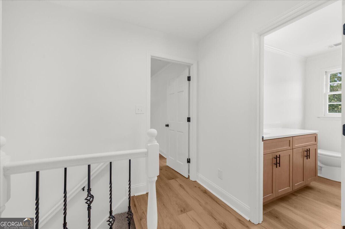 877 Jami Court Property Photo 32