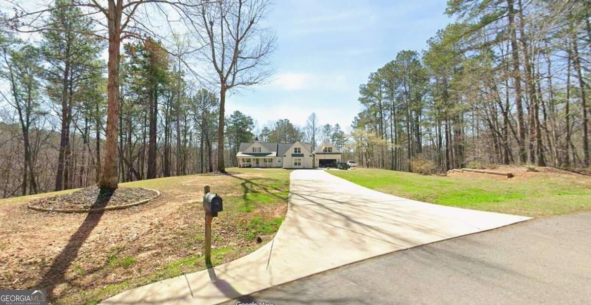 925 Clayroot Road Property Photo 1