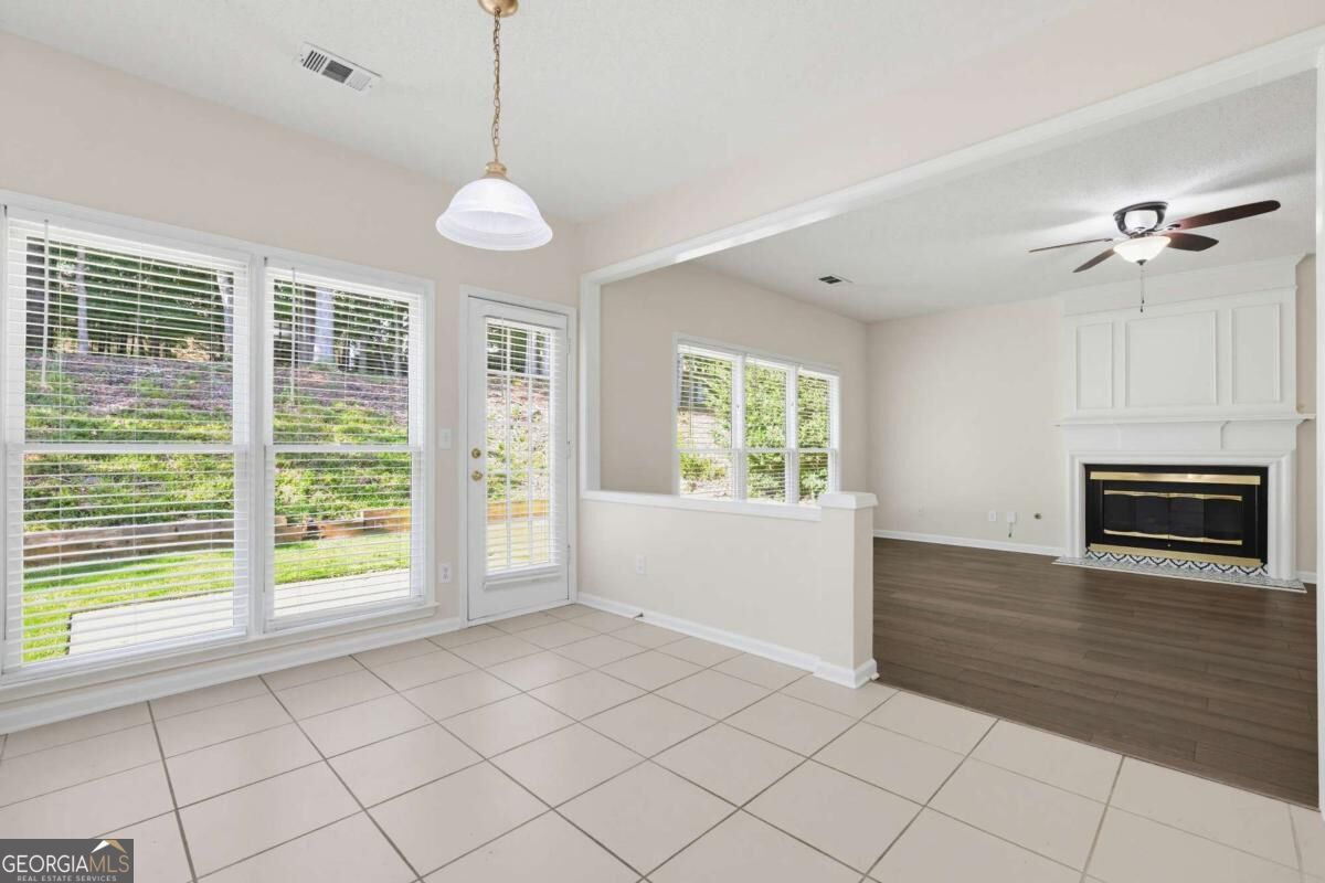 10920 Glenbarr Drive Property Photo 13