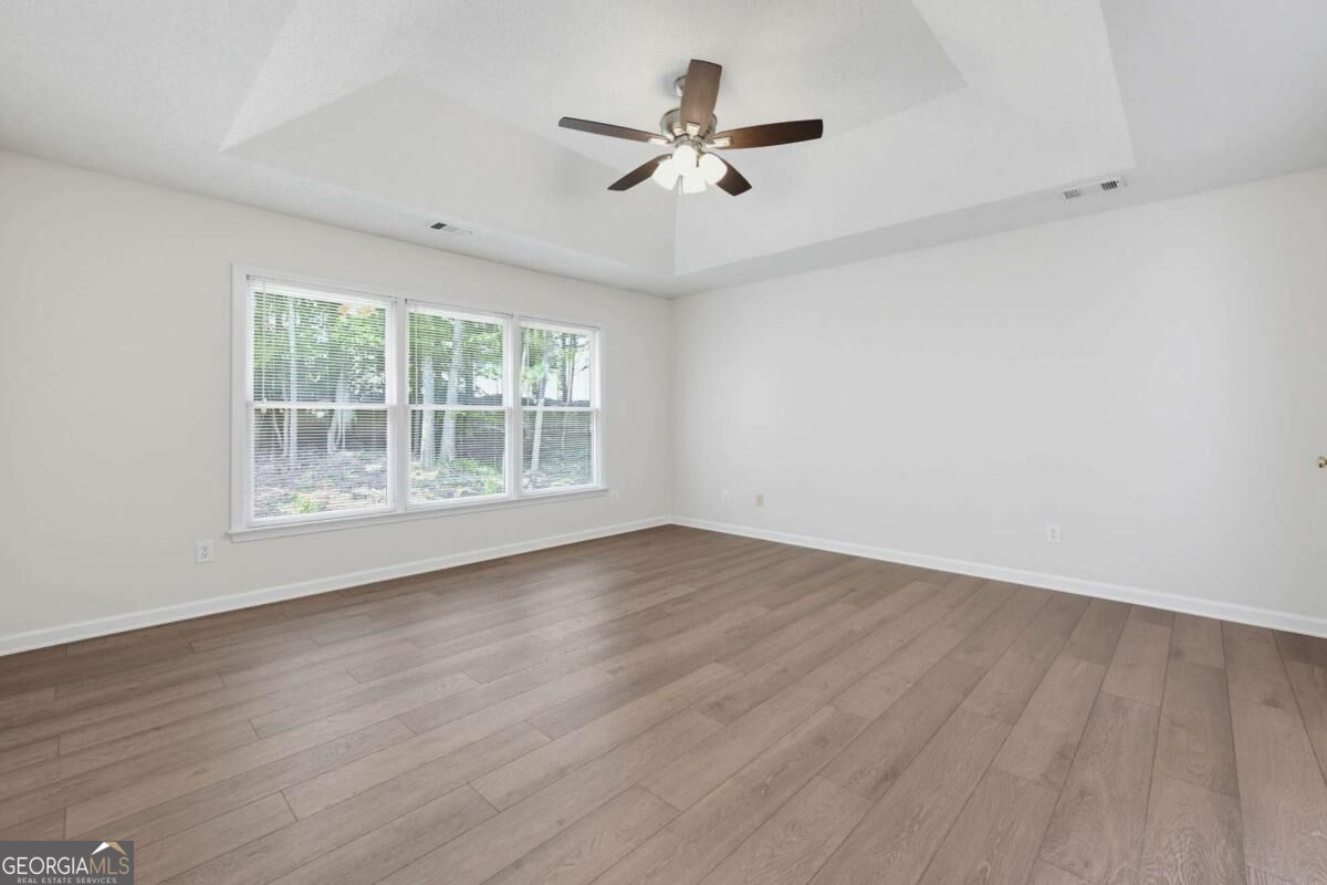 10920 Glenbarr Drive Property Photo 22