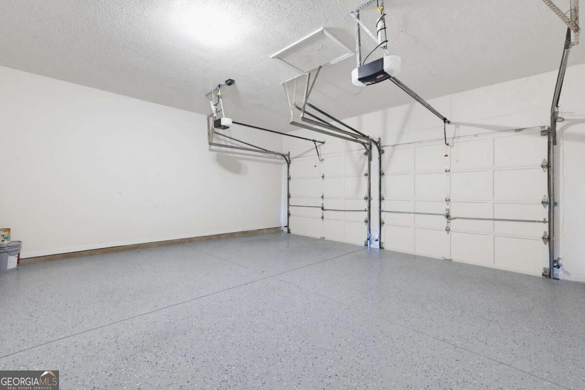 10920 Glenbarr Drive Property Photo 33