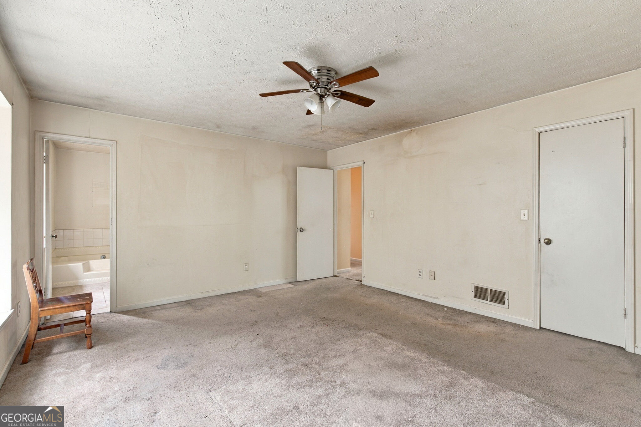 371 Saint Simons Cove Property Photo 11