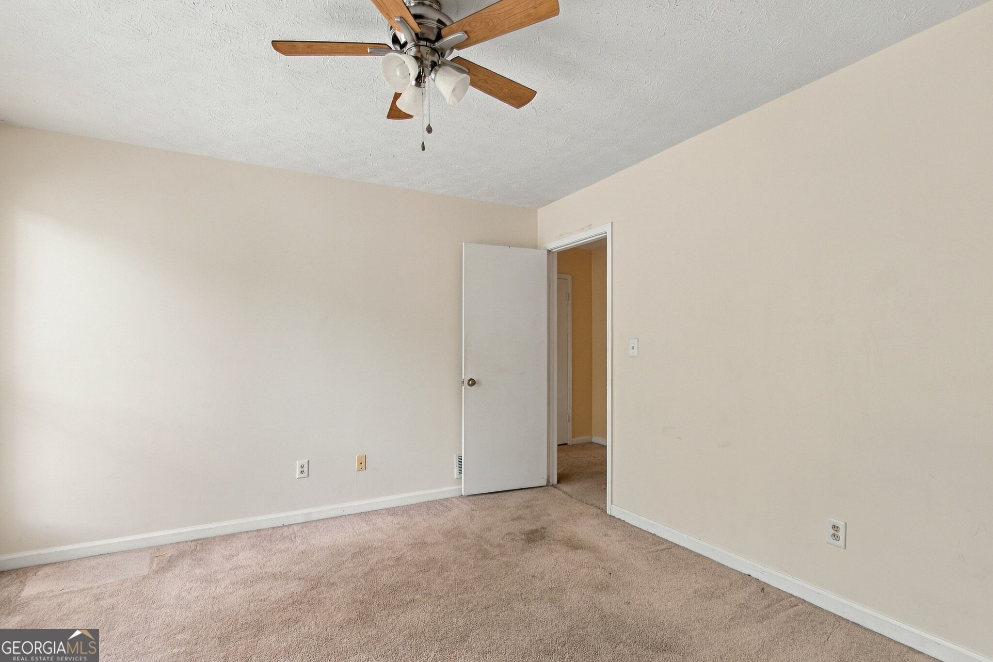 371 Saint Simons Cove Property Photo 16