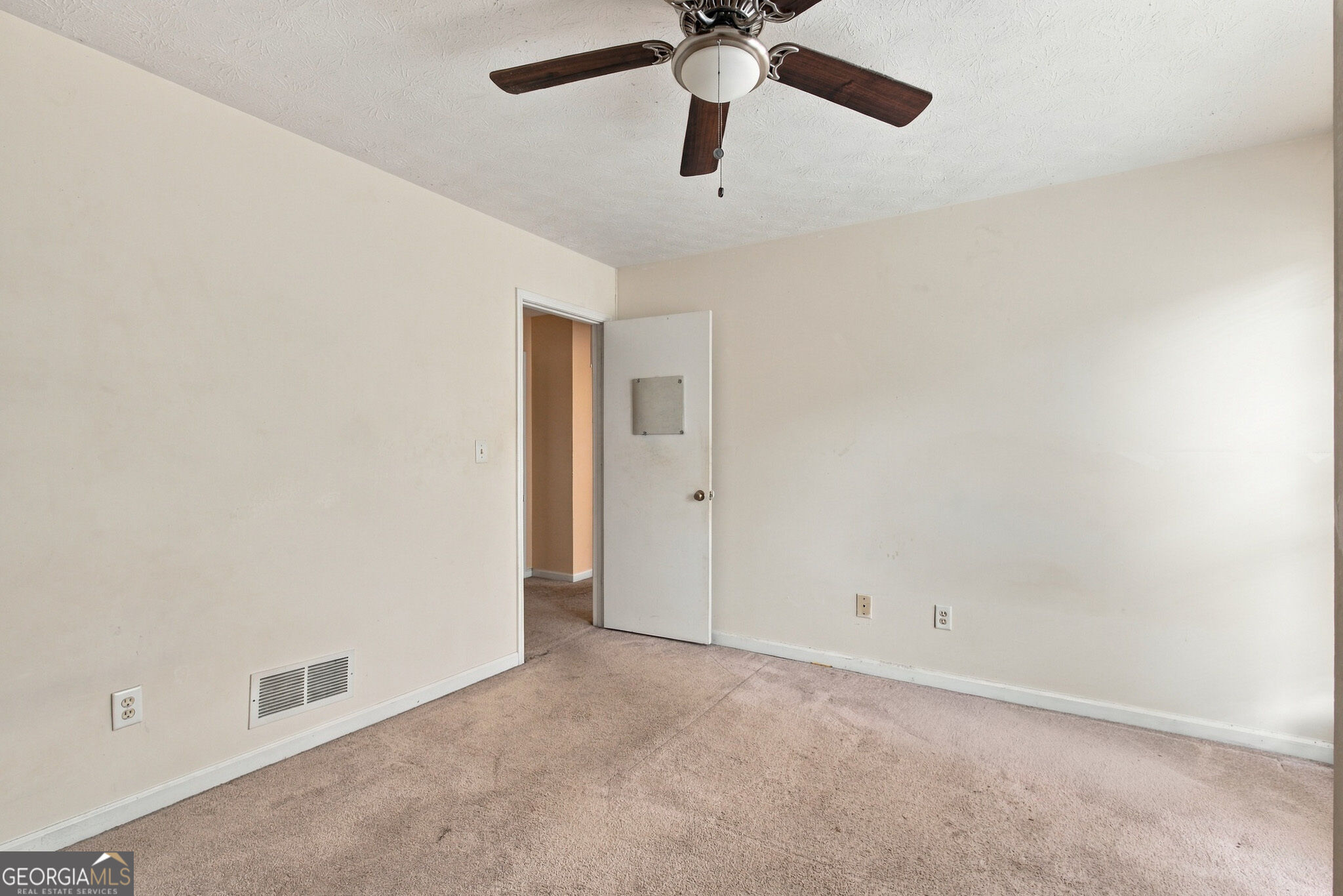 371 Saint Simons Cove Property Photo 19