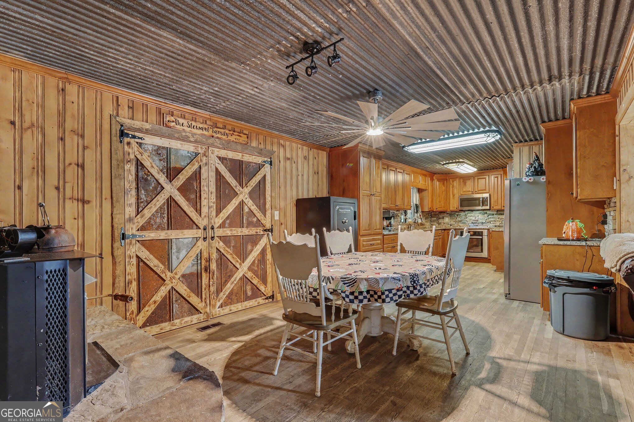 5129 Hill Road Sw Property Photo 3
