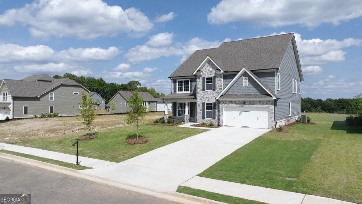 5175 Thalley Creek Drive Property Photo 2