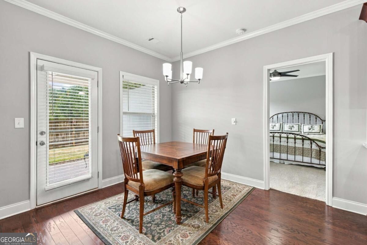 17 Hartwell Lane Property Photo 9