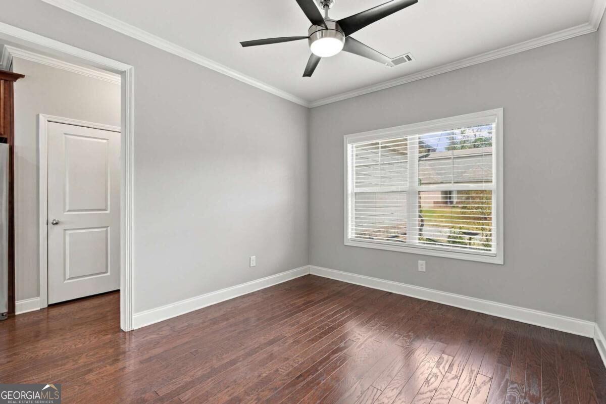 17 Hartwell Lane Property Photo 10