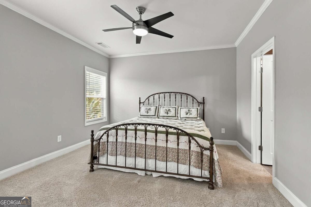 17 Hartwell Lane Property Photo 11