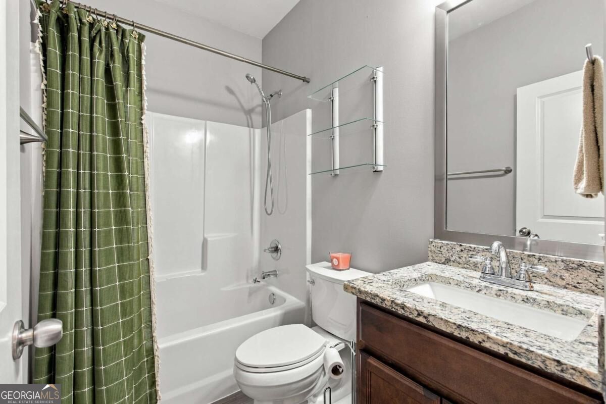 17 Hartwell Lane Property Photo 16