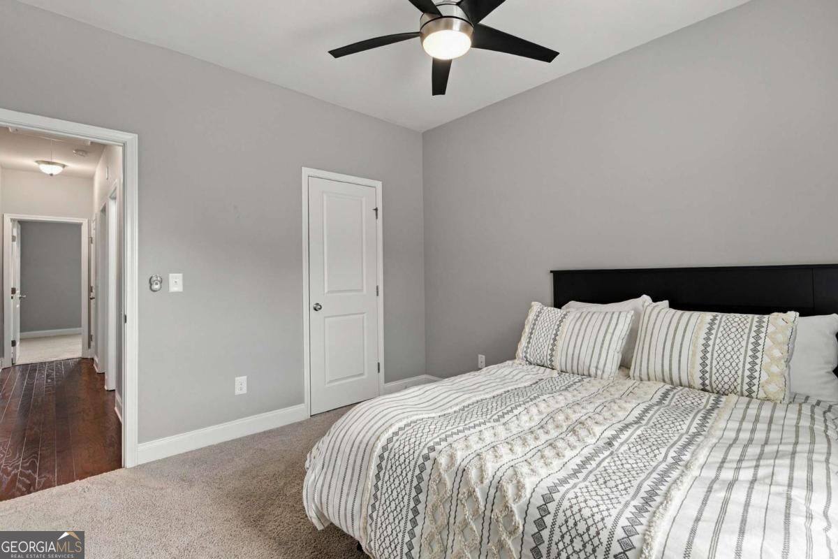 17 Hartwell Lane Property Photo 18