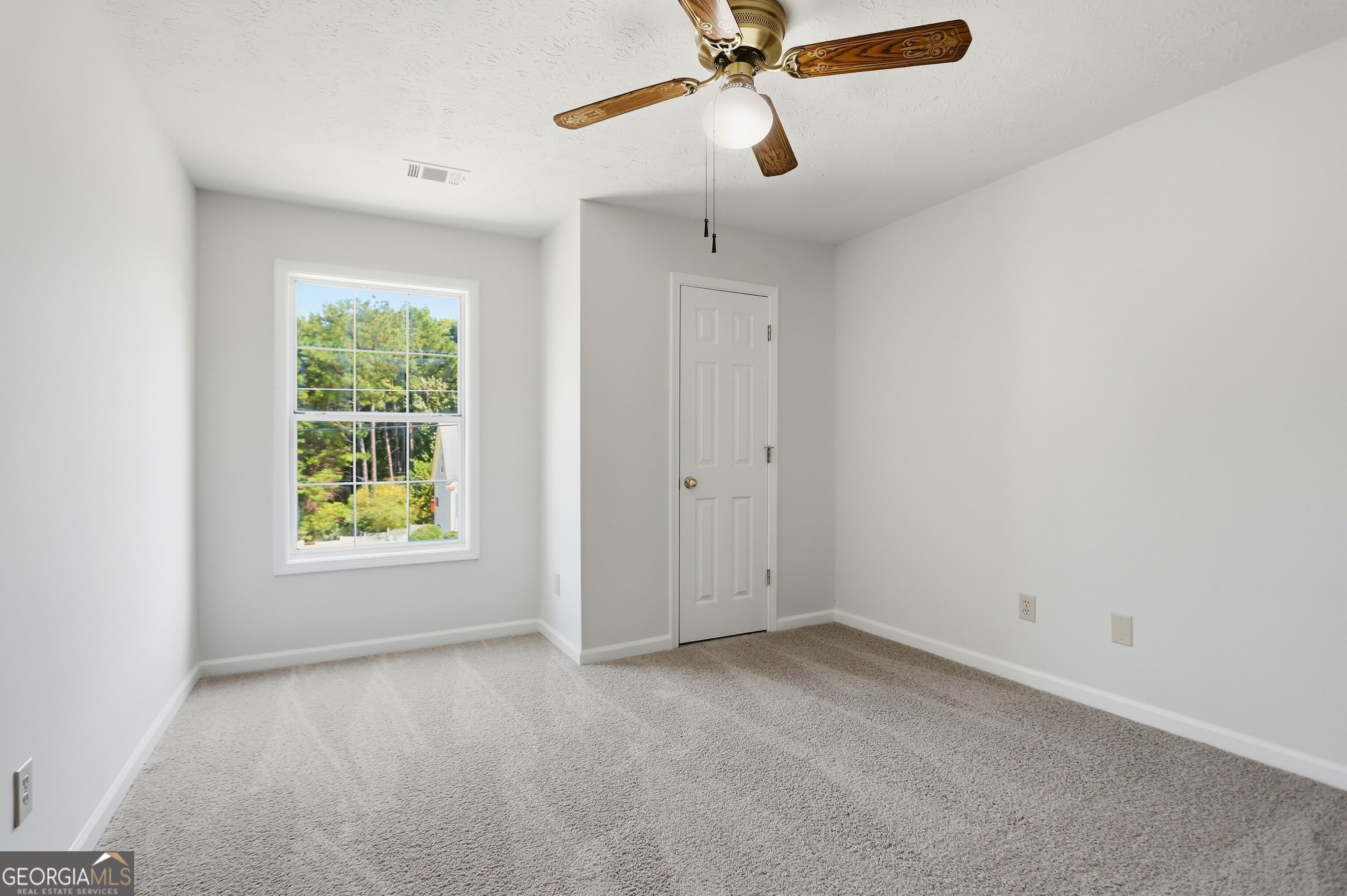 5430 Princeton Oaks Drive Property Photo 12