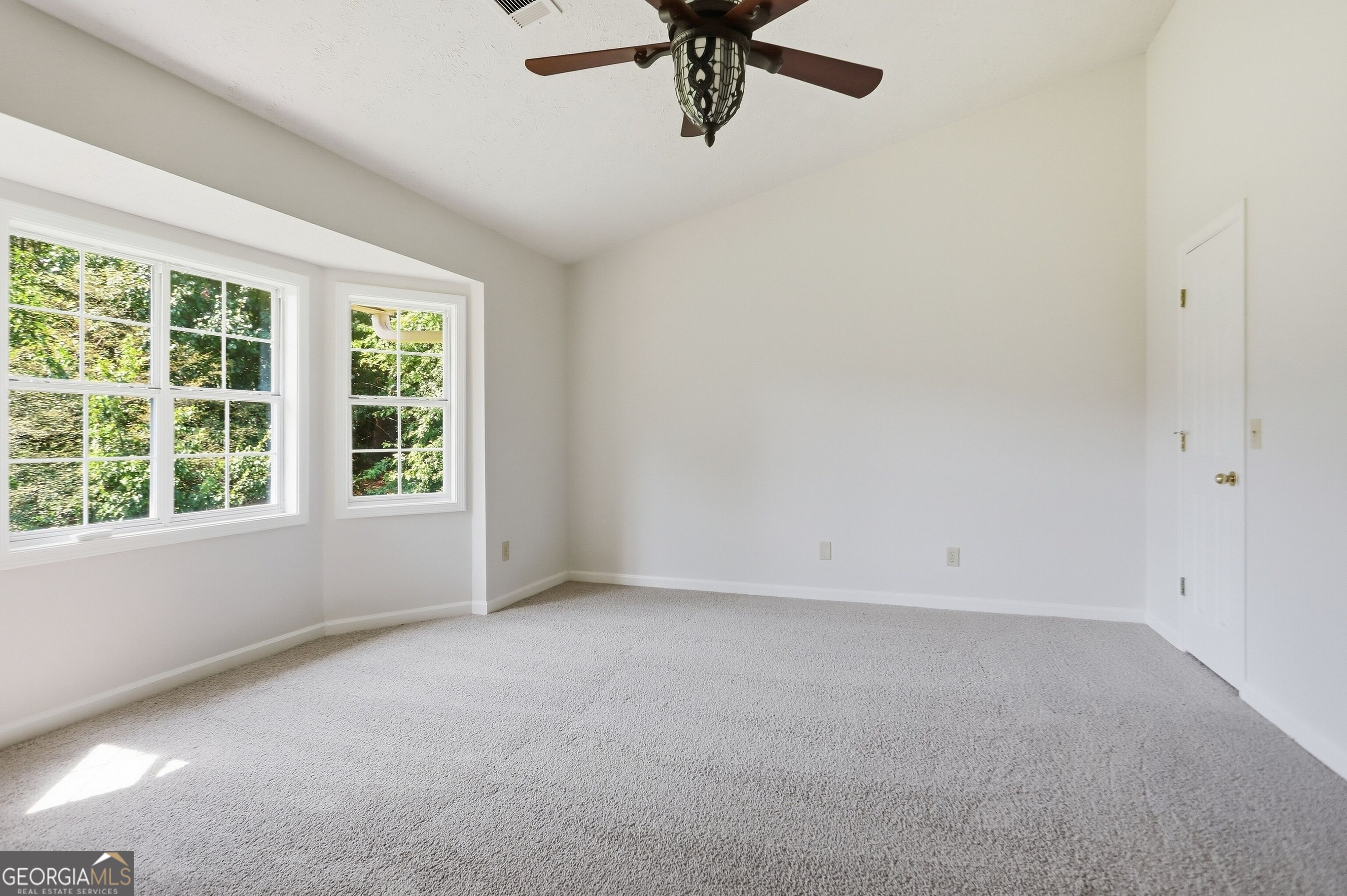 5430 Princeton Oaks Drive Property Photo 16
