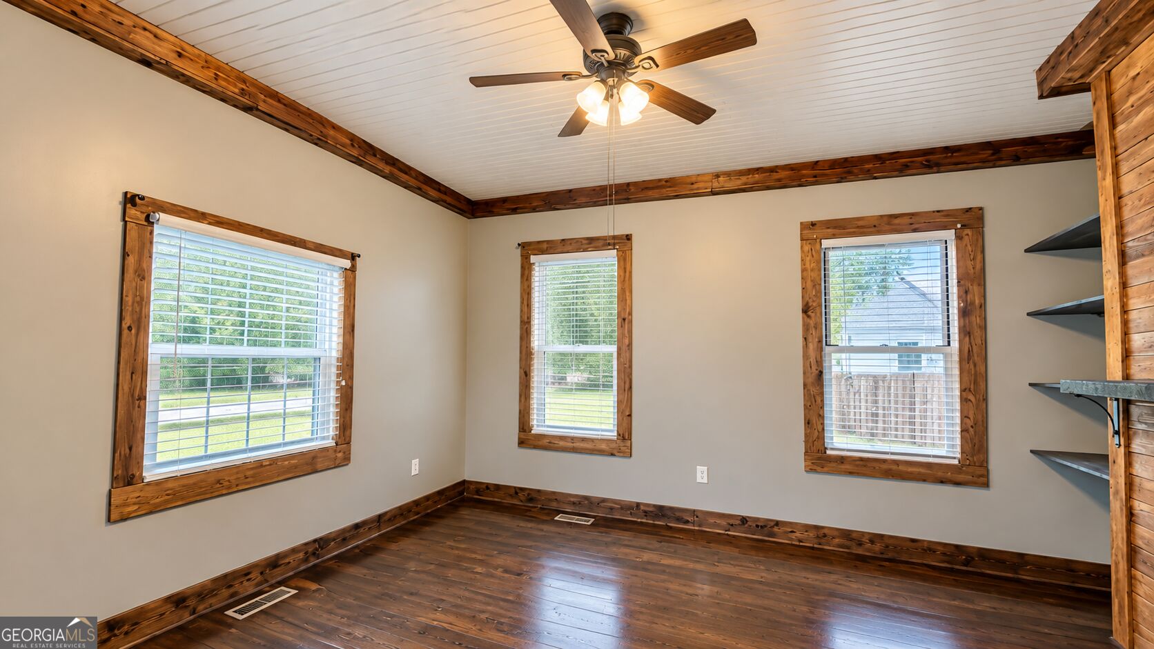417 Harvey Street Property Photo 10
