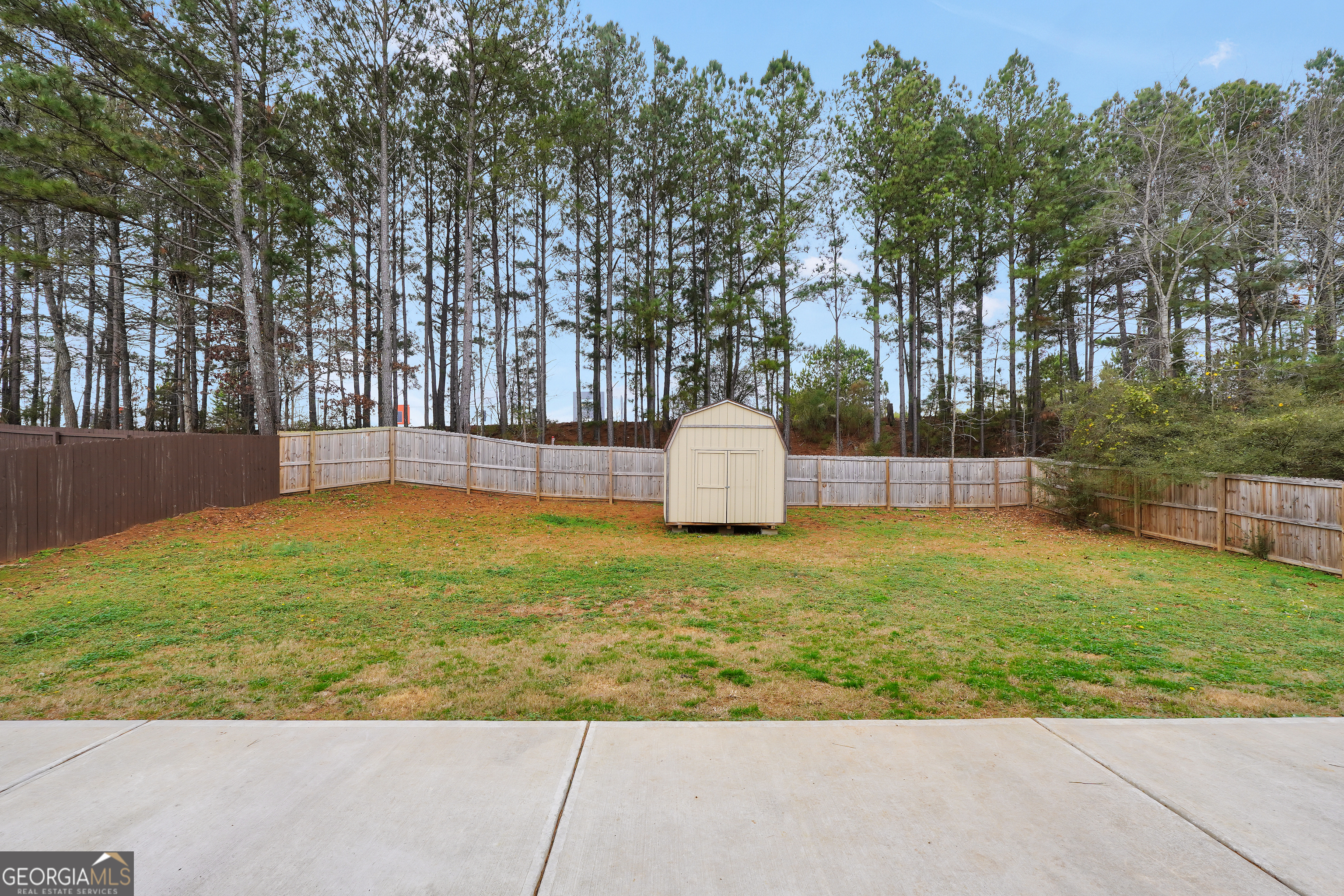 9017 Aldbury Drive Property Photo 2