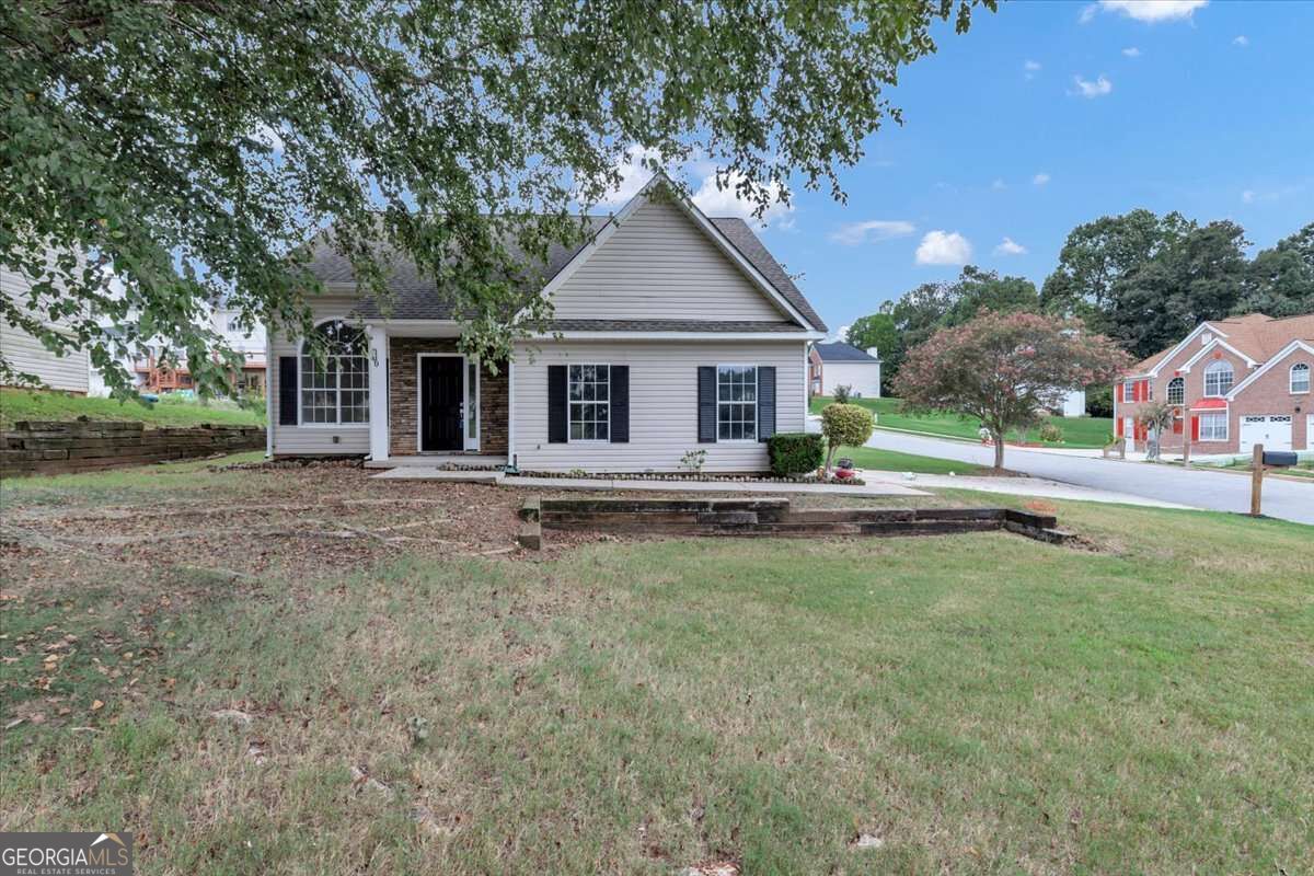 110 Carriage Lake Drive Property Photo 1