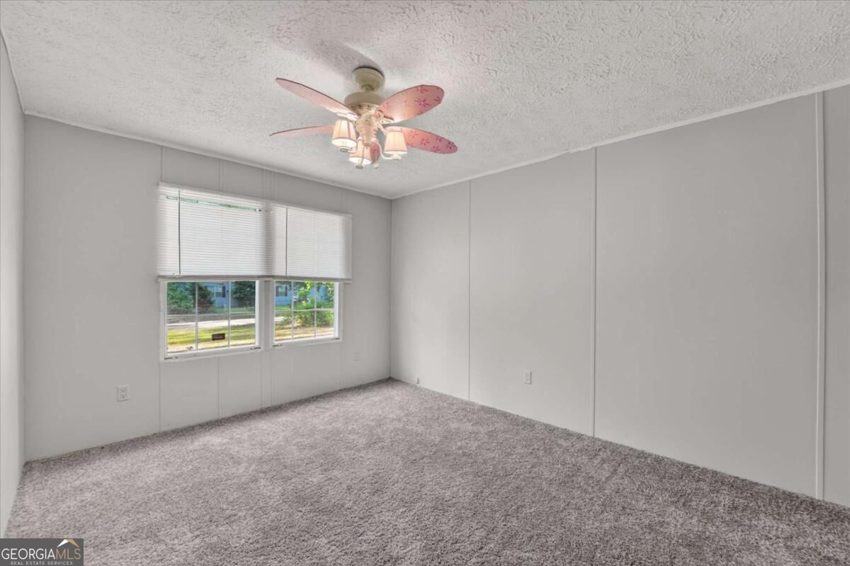 300 Deer Trail Lane Property Photo 22