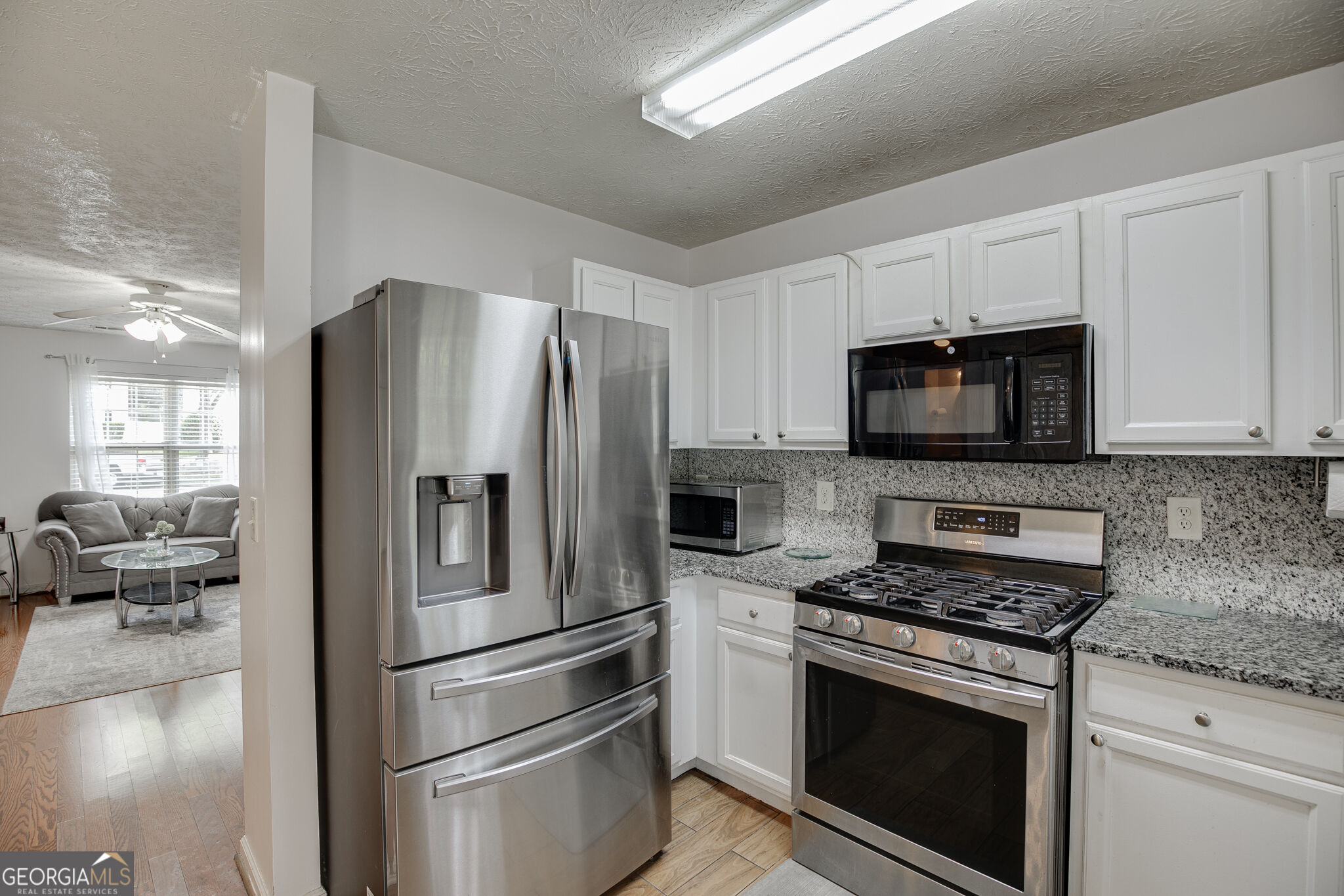 2365 Delfern Drive Property Photo 13