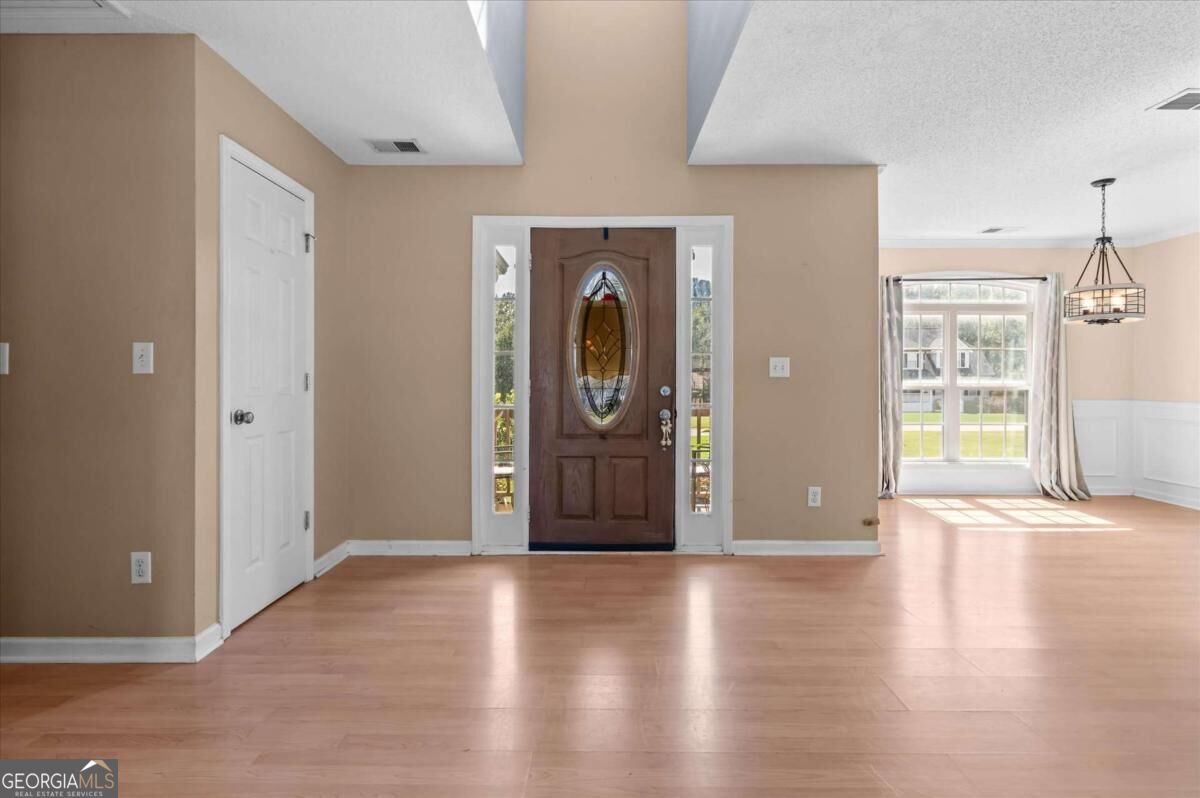 380 Olde Lexington Pass Property Photo 4