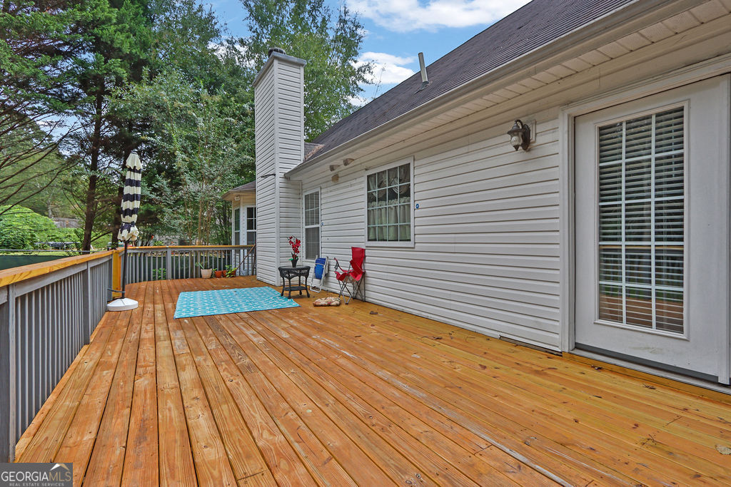 3140 Willow Park Drive Property Photo 5