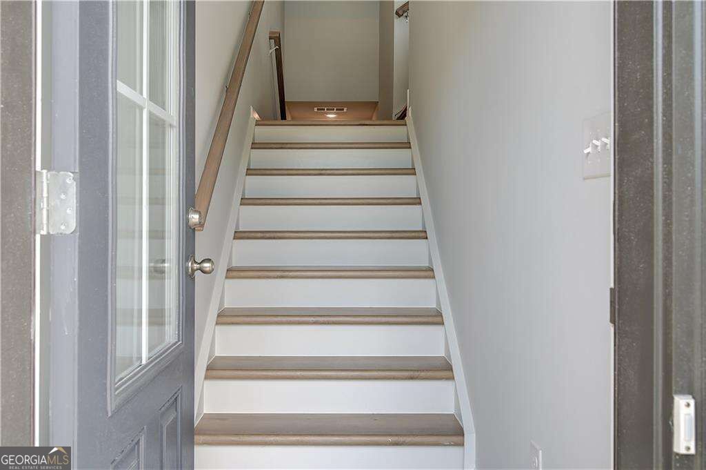 3006 Daybreak Lane Property Photo 2