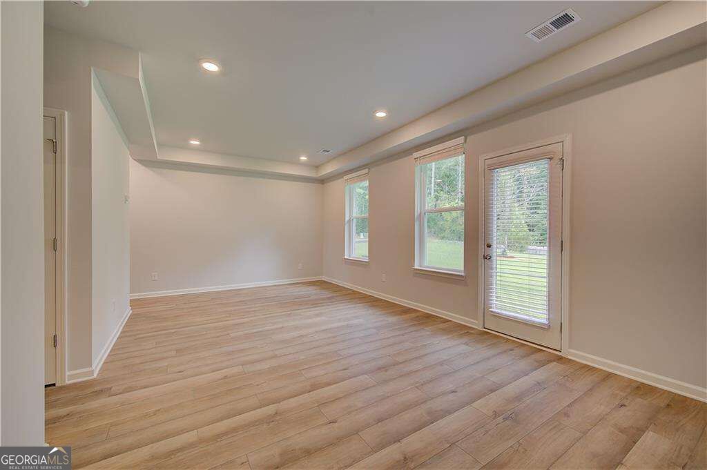 3006 Daybreak Lane Property Photo 6