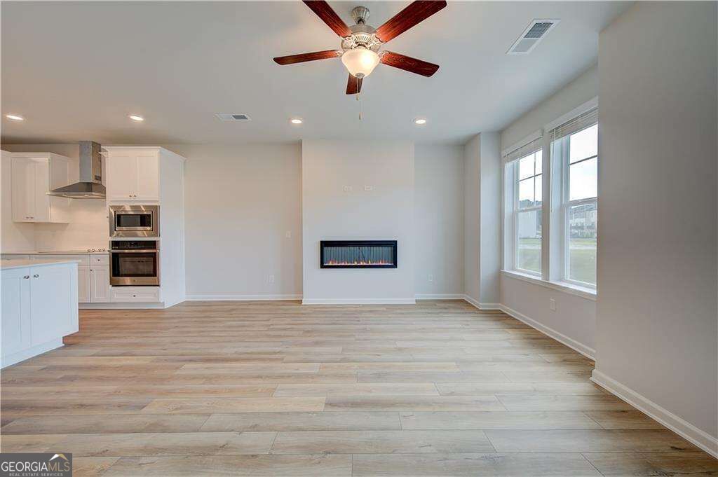 3006 Daybreak Lane Property Photo 7