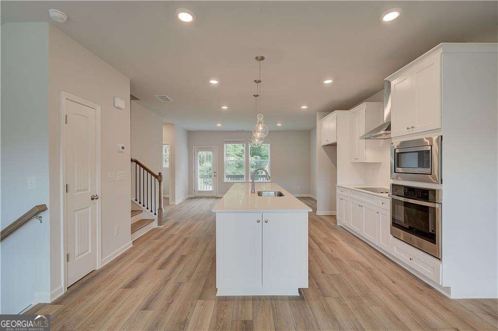 3006 Daybreak Lane Property Photo 9