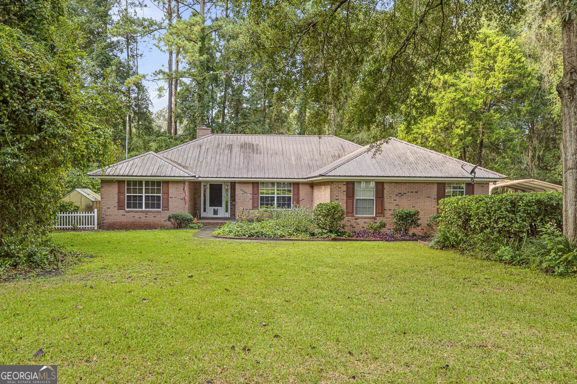 311 Lochland Place Property Photo 1